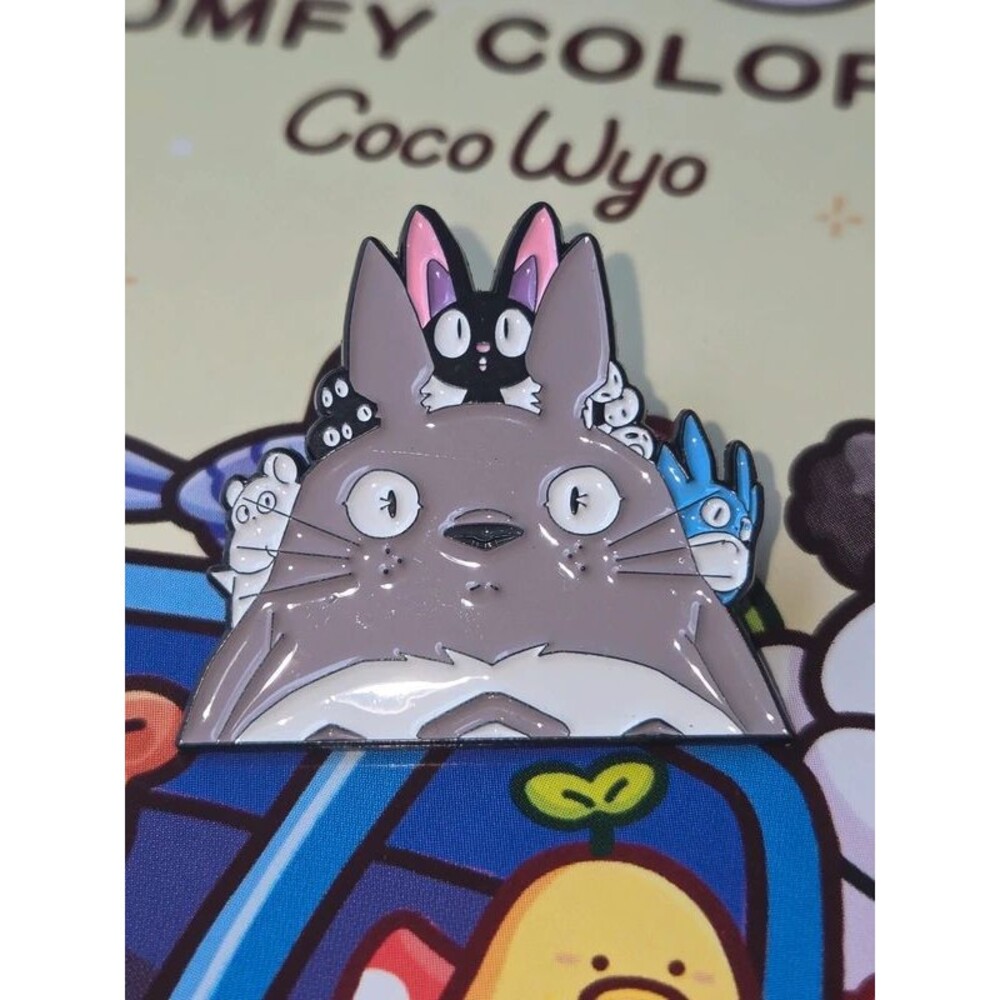Totoro Studio Ghibli Disney enamel Gray pen pin